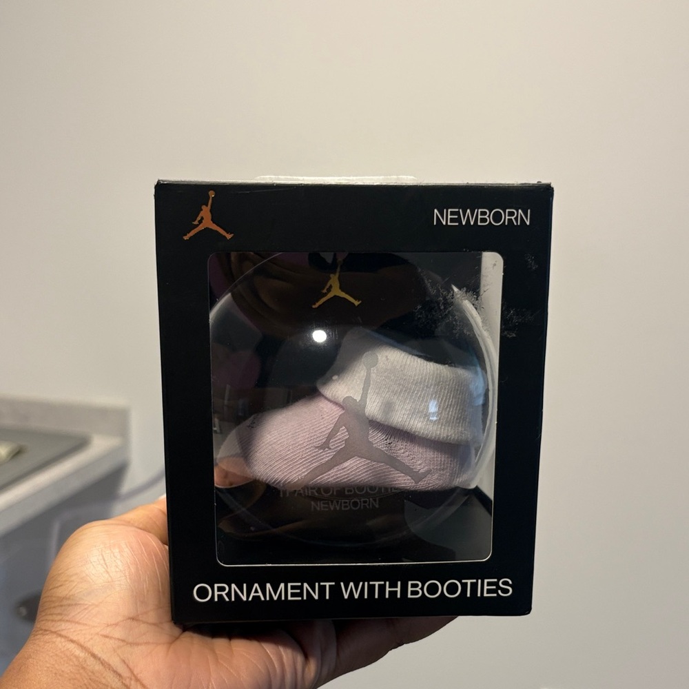 Jordan Newborn Booties - White and Pink